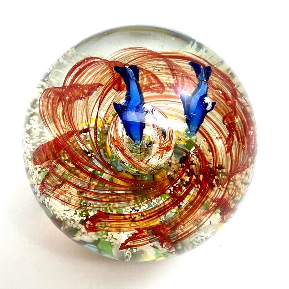 HAND BLOWN UNDERWATER WORLD of GLASS OFFICE PAPERWEIGHT GLASS FOR DESK DECOR - Picture 11 of 12
